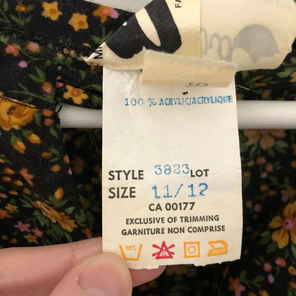 Sunning Vintage Floral Midi Dress - Poof Sleeves - Picture 9 of 13